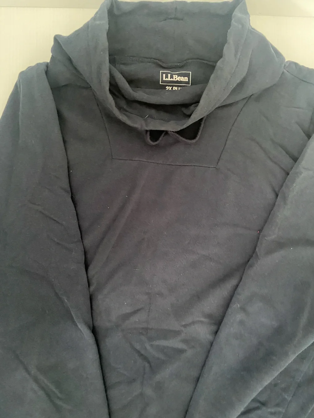 L.L. Bean Navy Blue Pullover - Picture 1 of 3